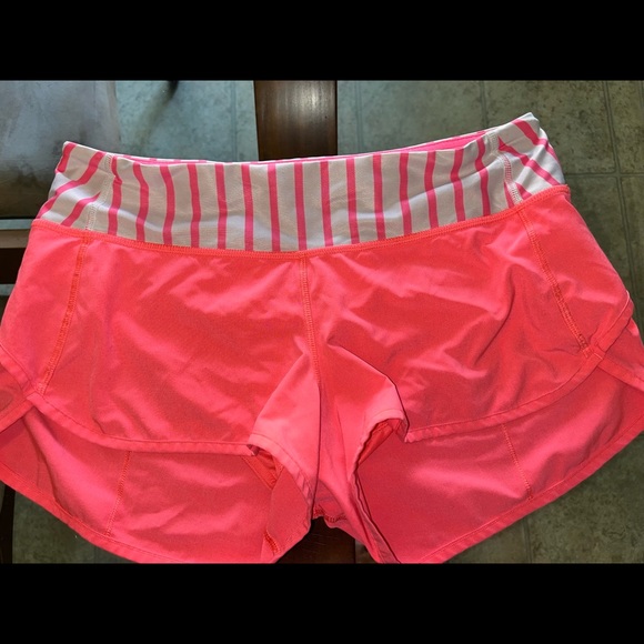 Lululemon shorts - Picture 1 of 4
